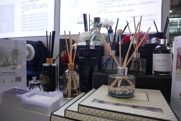 中国日用百货商品交易会在沪隆重开幕，引领百货行业新潮流