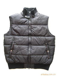 青岛爱购服装马甲产品列表及鞋类批发指南